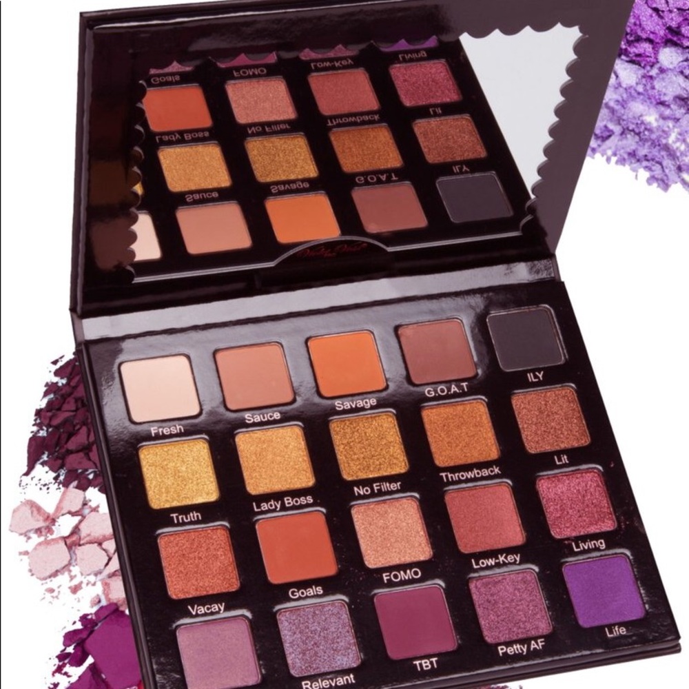 Violet Voss Pro Hashtag palette- light use